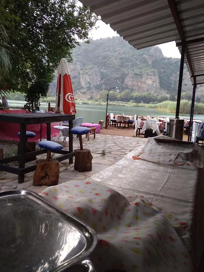 Holiday Hotel Дальян