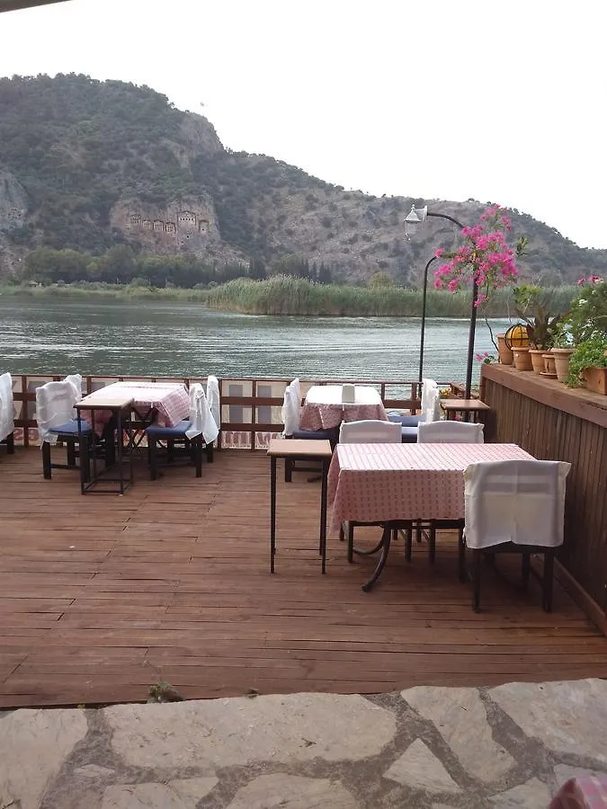 Holiday Hotel Dalyan 2*,